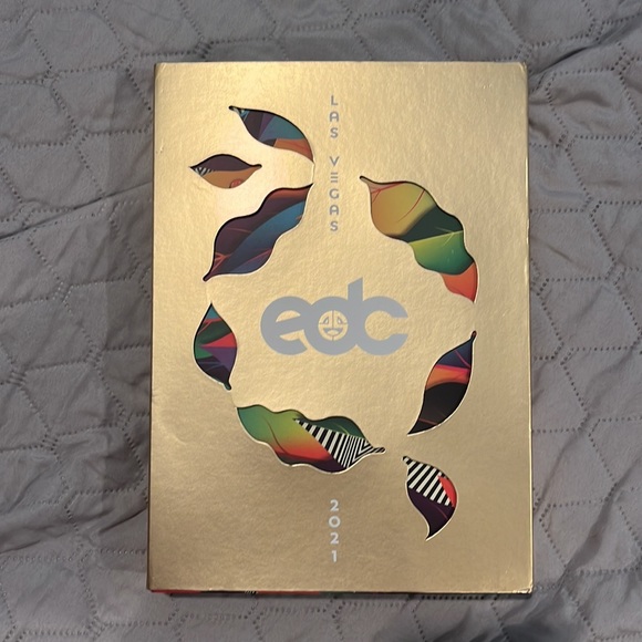 EDC Keychain + Stickers - Picture 9 of 9